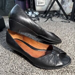 GEOX Respira Peep-Toe Pumps Womens Size 7.5 - 8 (EU 38) Black Leather 1.5" Heels